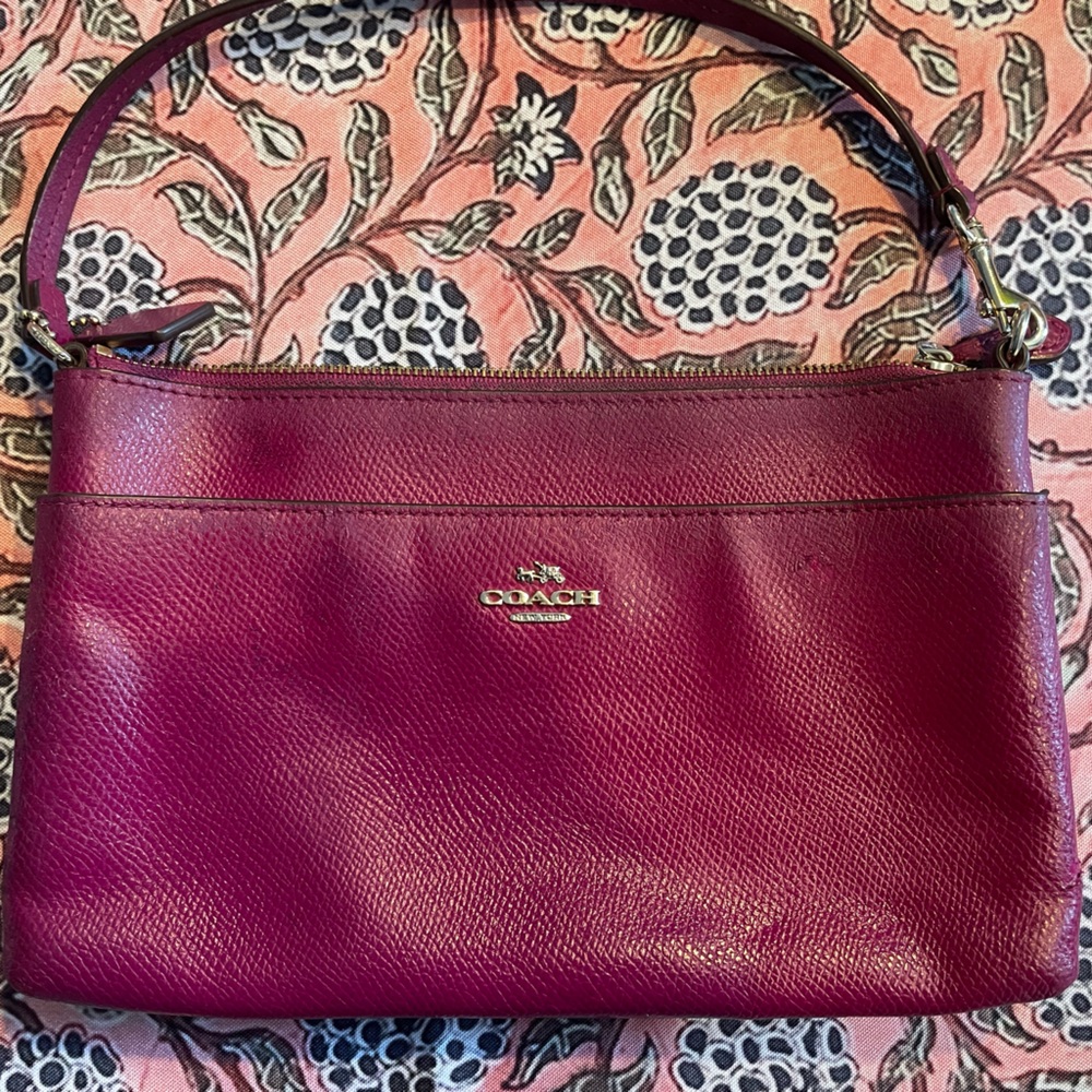 Coach Women's Magenta Leather Shoulder Bag